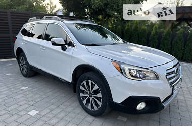 Універсал Subaru Outback 2015 в Косові