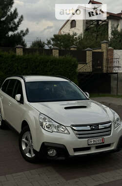 Універсал Subaru Outback 2014 в Луцьку