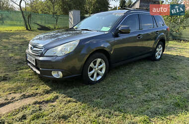 Універсал Subaru Outback 2010 в Львові