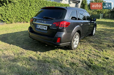 Універсал Subaru Outback 2010 в Львові