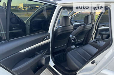 Универсал Subaru Outback 2013 в 