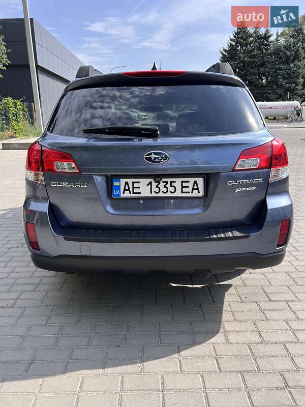 Универсал Subaru Outback 2014 в Днепре