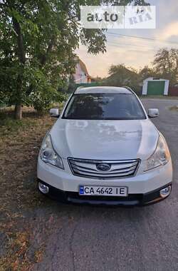 Универсал Subaru Outback 2010 в Черкассах