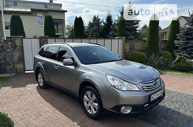 Универсал Subaru Outback 2010 в Львове