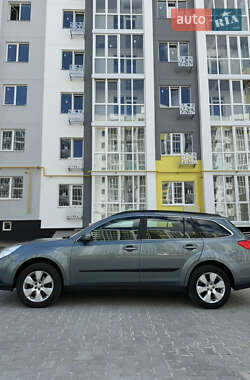 Универсал Subaru Outback 2009 в Полтаве