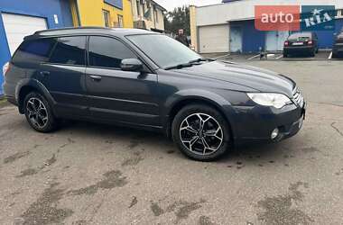 Універсал Subaru Outback 2008 в Києві