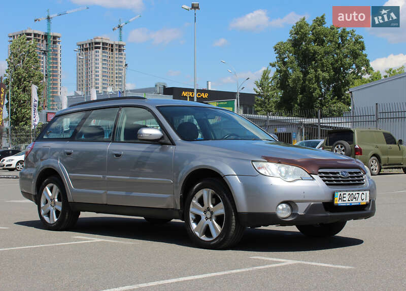 Універсал Subaru Outback 2008 в Дніпрі