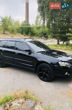 Универсал Subaru Outback 2005 в Светловодске