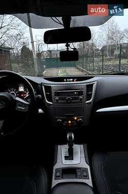 Универсал Subaru Outback 2011 в 