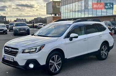 Универсал Subaru Outback 2018 в Киеве