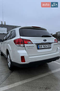 Универсал Subaru Outback 2011 в Киеве