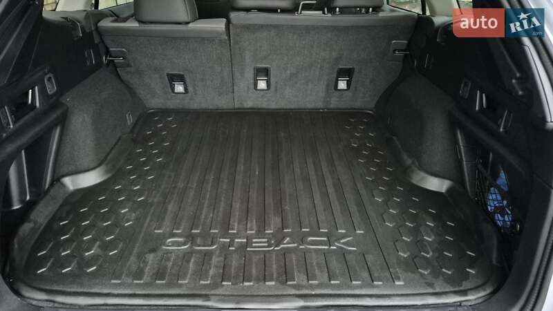 Внедорожник / Кроссовер Subaru Outback 2022 в Киеве