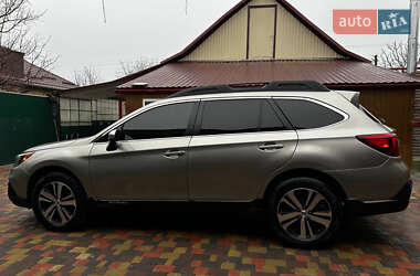 Универсал Subaru Outback 2017 в Кагарлыке