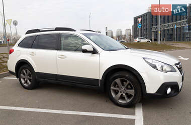 Универсал Subaru Outback 2014 в Киеве