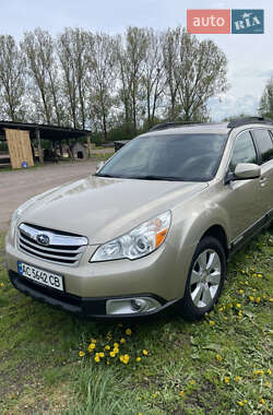 Универсал Subaru Outback 2010 в Владимире