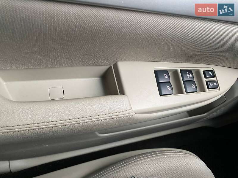 Універсал Subaru Outback 2013 в Києві