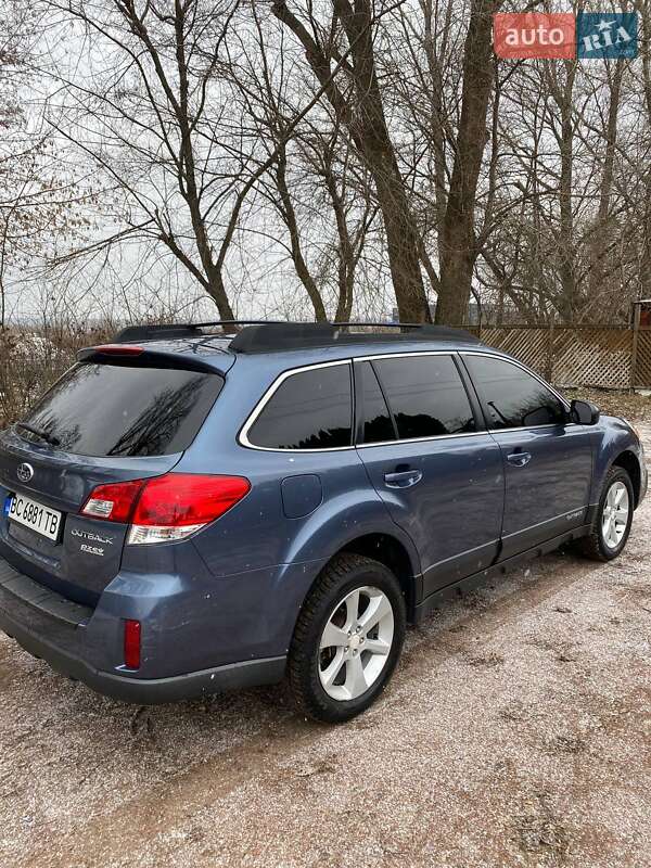 Універсал Subaru Outback 2013 в Києві