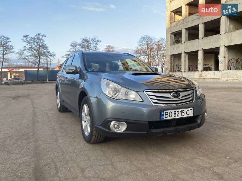 Універсал Subaru Outback 2009 в Тернополі