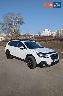 Універсал Subaru Outback 2017 в Кременчуці