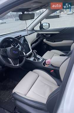 Позашляховик / Кросовер Subaru Outback 2022 в 