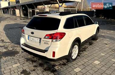 Универсал Subaru Outback 2014 в Ужгороде