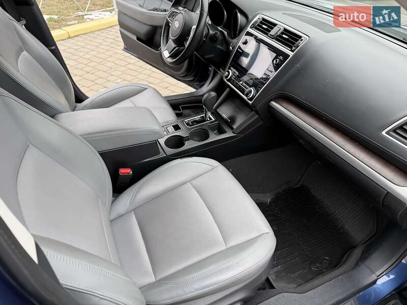 Универсал Subaru Outback 2019 в Киеве