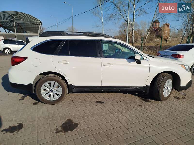 Універсал Subaru Outback 2014 в Дніпрі