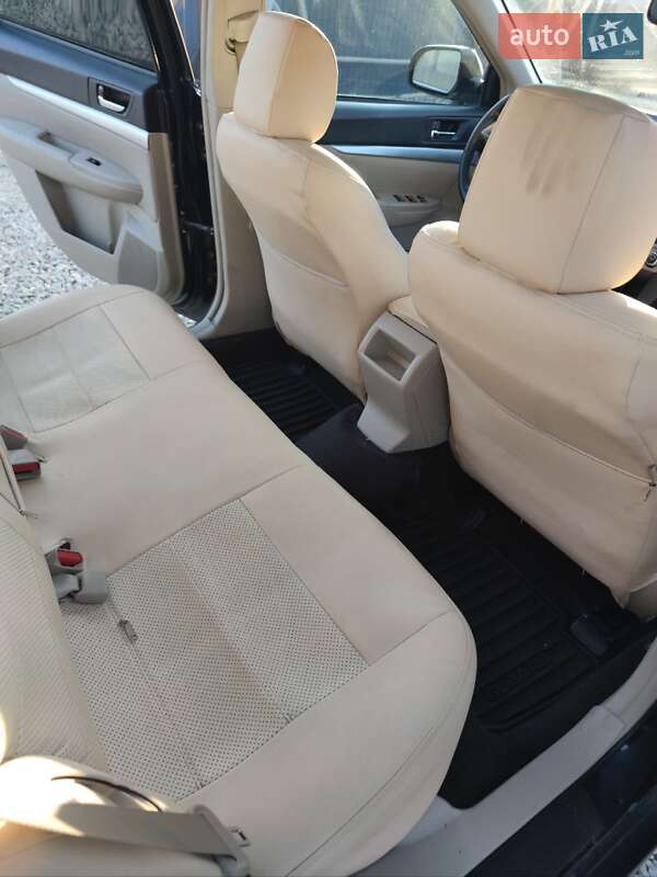 Универсал Subaru Outback 2014 в Сторожинце