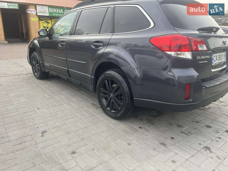 Універсал Subaru Outback 2013 в Черкасах
