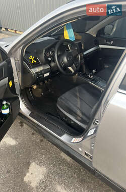 Универсал Subaru Outback 2010 в 