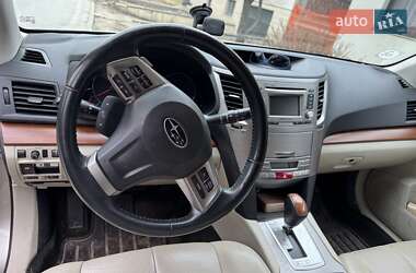 Универсал Subaru Outback 2014 в 