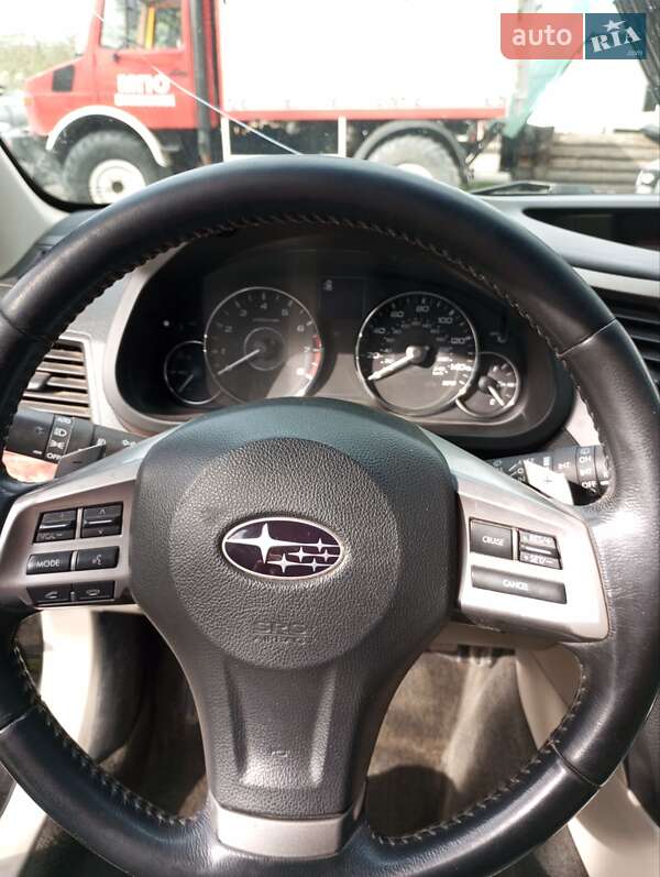 Універсал Subaru Outback 2012 в Дрогобичі