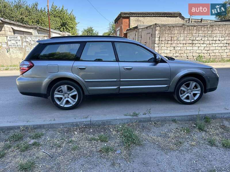 Универсал Subaru Outback 2008 в Днепре
