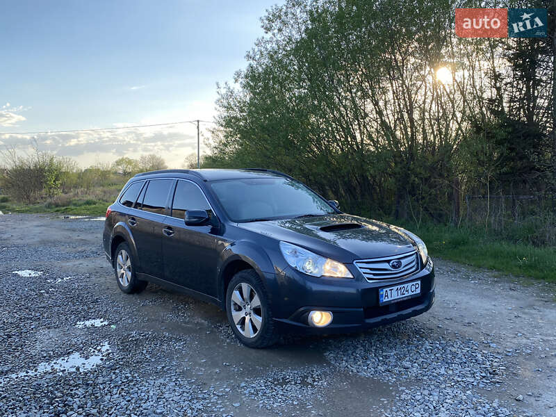 Subaru Outback 2010