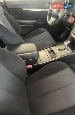 Универсал Subaru Outback 2010 в 