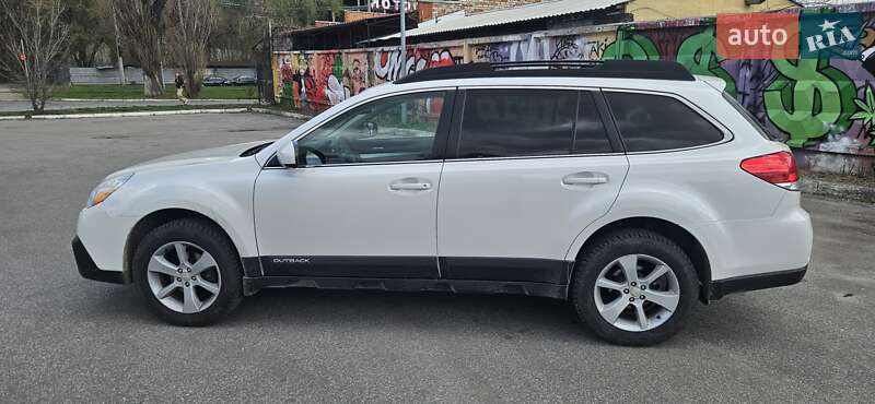 Универсал Subaru Outback 2014 в Харькове