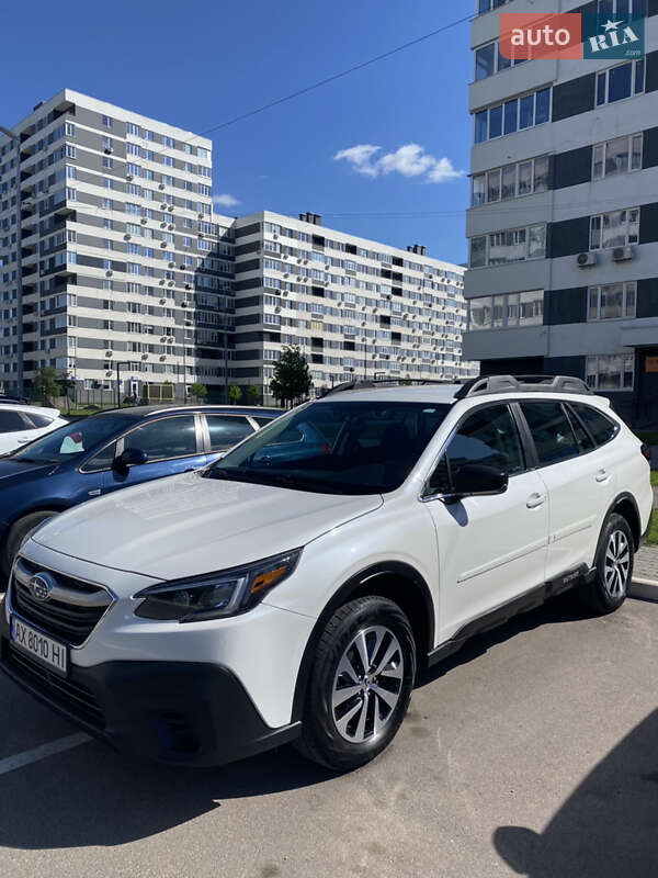 Subaru Outback 2021