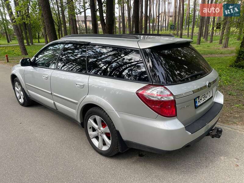 Универсал Subaru Outback 2007 в Киеве