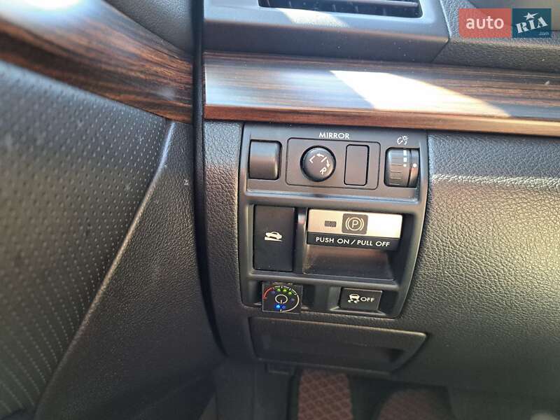 Універсал Subaru Outback 2013 в Дніпрі