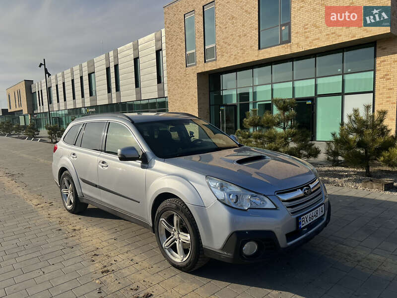 Універсал Subaru Outback 2013 в Хмельницькому