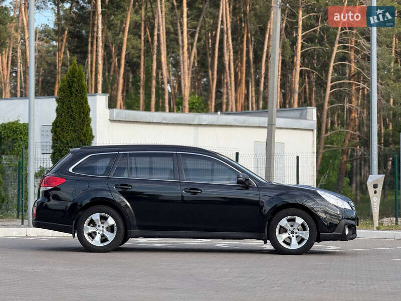 Універсал Subaru Outback 2013 в Києві