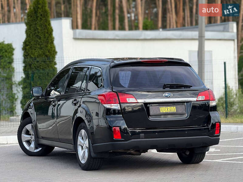 Універсал Subaru Outback 2013 в Києві