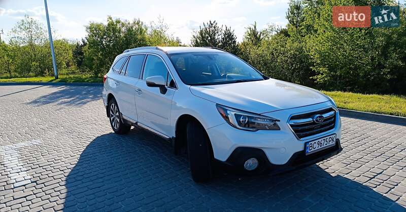Универсал Subaru Outback 2018 в 