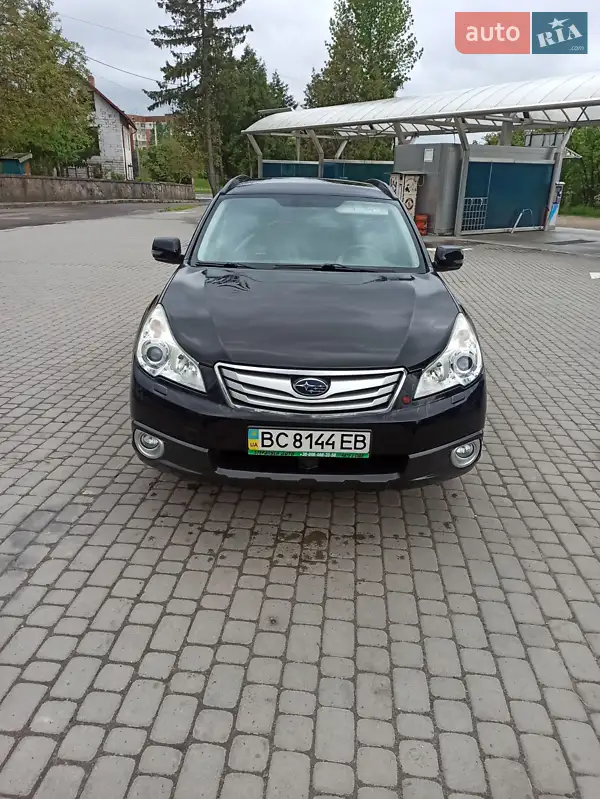 Subaru Outback 2010