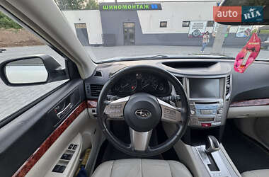 Універсал Subaru Outback 2010 в 