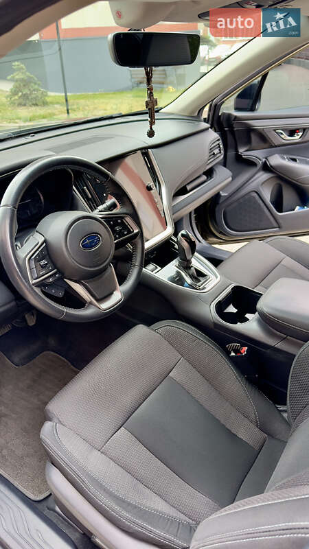 Універсал Subaru Outback 2020 в Вараші