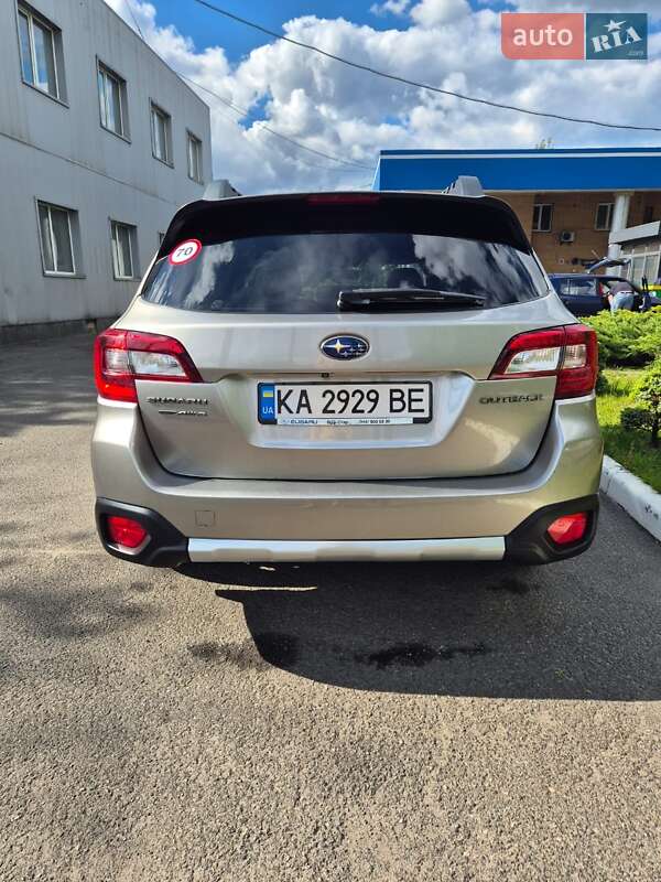 Універсал Subaru Outback 2015 в Києві