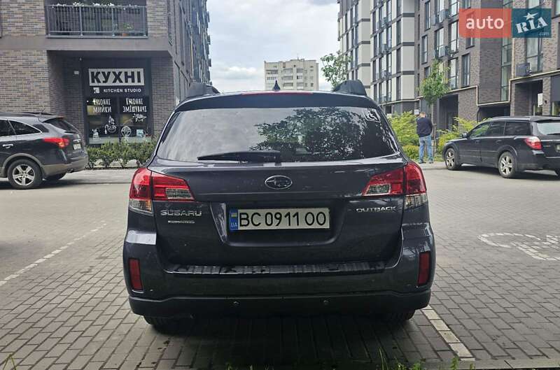 Універсал Subaru Outback 2013 в Львові