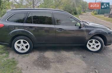 Универсал Subaru Outback 2011 в 