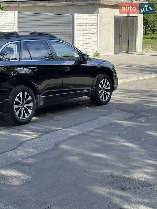 Універсал Subaru Outback 2016 в Києві